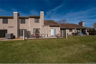 240 Pond View Lane, Smithtown, NY 11787 - Photo 26