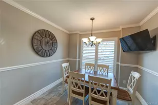 240 Pond View Ln, Smithtown, NY 11787 - Photo 4