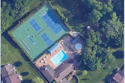 240 Pond View Lane, Smithtown, NY 11787 - Photo 28