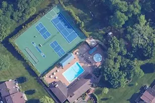 240 Pond View Ln, Smithtown, NY 11787 - Photo 28