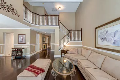 240 Pond View Lane, Smithtown, NY 11787 - Photo 10