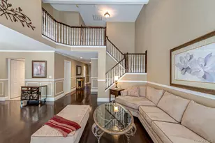 240 Pond View Ln, Smithtown, NY 11787 - Photo 10