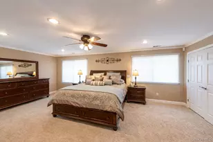 240 Pond View Ln, Smithtown, NY 11787 - Photo 18