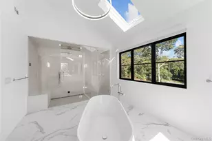 15 Atterbury Rd, Southampton, NY 11968 - Photo 30