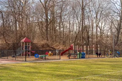 1 Consulate Drive #2K, Tuckahoe, NY 10707 - Photo 12