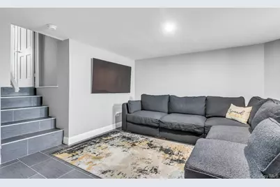 25 Young Street, West Babylon, NY 11704 - Photo 18