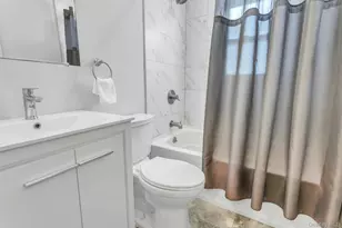 25 Young St, West Babylon, NY 11704 - Photo 8