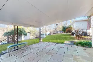 10 Rumbrook Rd, Elmsford, NY 10523 - Photo 18