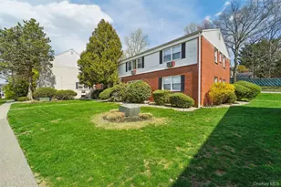 17 Revere Ct, Suffern, NY 10901 - Photo 2