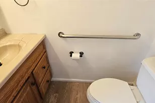 18 Village Ml, Haverstraw, NY 10927 - Photo 8