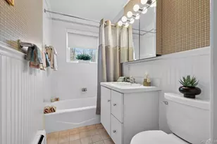 1 Toms Point Ln, Port Washington, NY 11050 - Photo 14