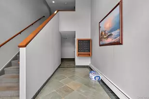 1 Toms Point Ln, Port Washington, NY 11050 - Photo 16