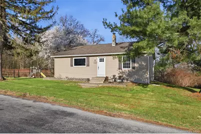89 Munro Street, Walden, NY 12586 - Photo 1
