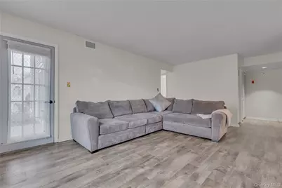 17 Bayberry Drive, Peekskill, NY 10566 - Photo 4