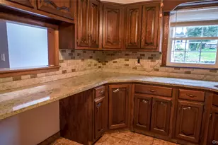 200 North St, Newburgh, NY 12550 - Photo 8