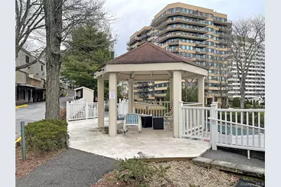 26 Hillside Terrace #F, White Plains, NY 10601 - Photo 16