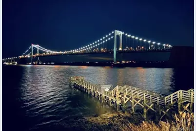 162-01 Powells Cove Boulevard #1M, Whitestone, NY 11357 - Photo 8