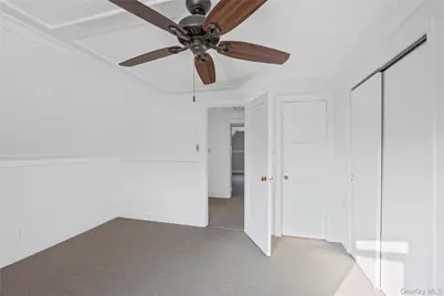 39 Stewart Street, Floral Park, NY 11001 - Photo 16