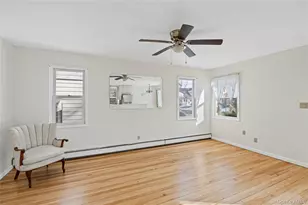 39 Stewart St, Floral Park, NY 11001 - Photo 4