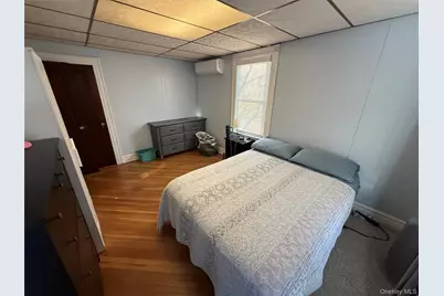 8802 79th Avenue, Glendale, NY 11385 - Photo 14