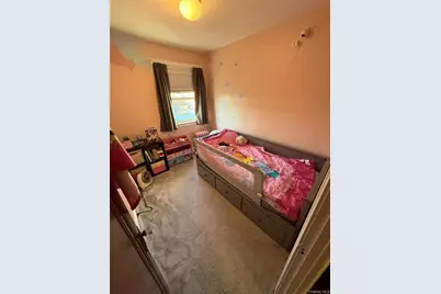 8802 79th Avenue, Glendale, NY 11385 - Photo 18