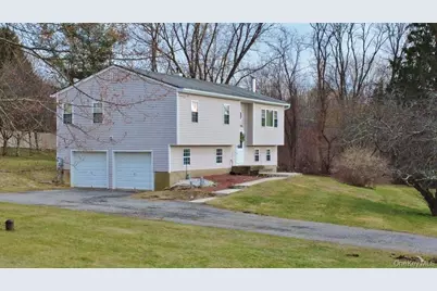 2 Farmstead Lane, Brewster, NY 10509 - Photo 2