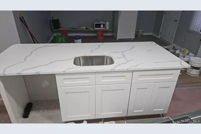 8 Dee Place, Huntington Station, NY 11746 - Photo 18