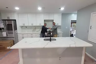 8 Dee Pl, Huntington Station, NY 11746 - Photo 36