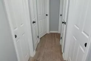 8 Dee Pl, Huntington Station, NY 11746 - Photo 24