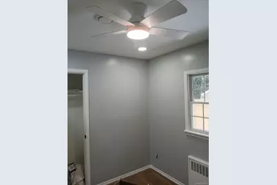 8 Dee Place, Huntington Station, NY 11746 - Photo 42