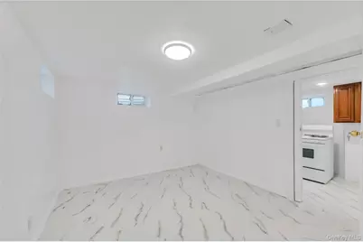 194-19 115th Road, Saint Albans, NY 11412 - Photo 32