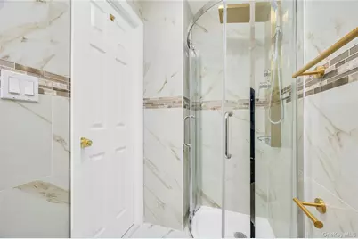 194-19 115th Road, Saint Albans, NY 11412 - Photo 16