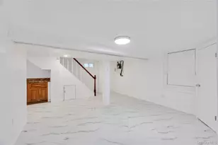 194-19 115th Rd, Saint Albans, NY 11412 - Photo 30