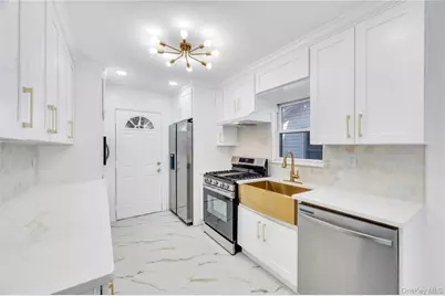 194-19 115th Road, Saint Albans, NY 11412 - Photo 18