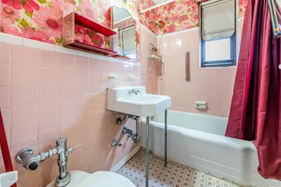 14033 34th Ave #5C, Flushing, NY 11354 - Photo 8