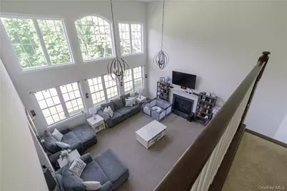 38 Melanie Lane, Hopewell Junction, NY 12533 - Photo 8