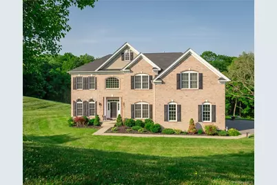 38 Melanie Lane, Hopewell Junction, NY 12533 - Photo 2