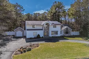 12 E Dosoris Ln, Dix Hills, NY 11746 - Photo 36