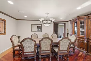 12 E Dosoris Ln, Dix Hills, NY 11746 - Photo 10