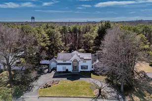 12 E Dosoris Ln, Dix Hills, NY 11746 - Photo 38