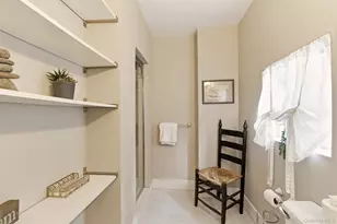 [Address not provided], Glen Head, NY 11545 - Photo 22