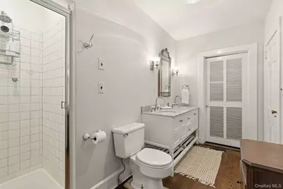 [Address not provided], Glen Head, NY 11545 - Photo 18