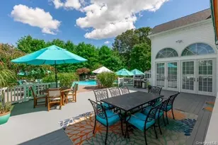 1 Laurel Ln, Holtsville, NY 11742 - Photo 18