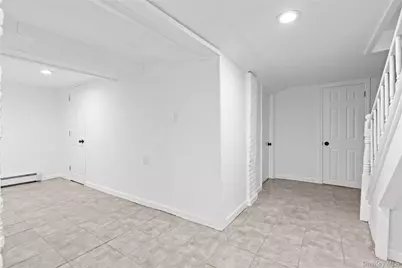 254 Charles Avenue, New York, NY 10302 - Photo 16