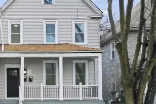 254 Charles Ave, New York, NY 10302 - Photo 2