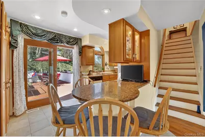 22 Jerome Drive, Cortlandt Manor, NY 10567 - Photo 8