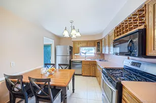 12 Rutland Rd, Massapequa, NY 11758 - Photo 4