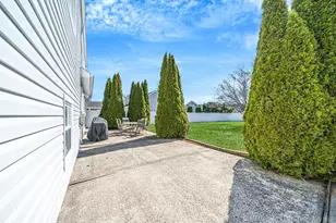 12 Rutland Rd, Massapequa, NY 11758 - Photo 36