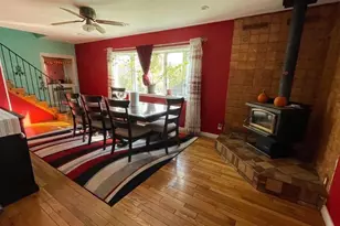 54 Camden Pl, New Hyde Park, NY 11040 - Photo 2