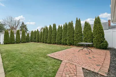 449 S 1st Street, Lindenhurst, NY 11757 - Photo 40